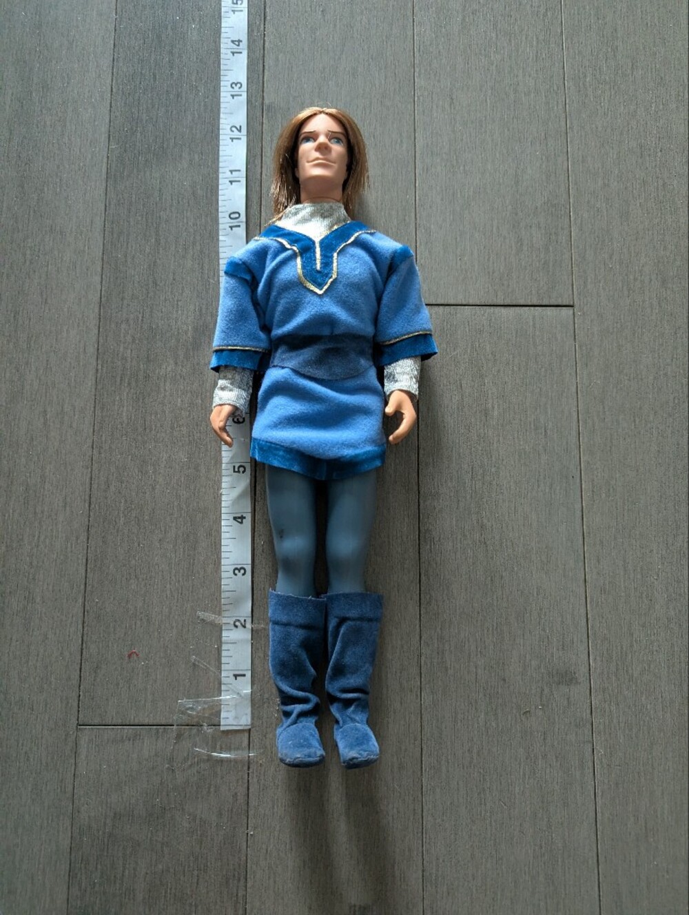 Warner Bros. 1998 Quest For Camelot Brave Knight Doll Blue